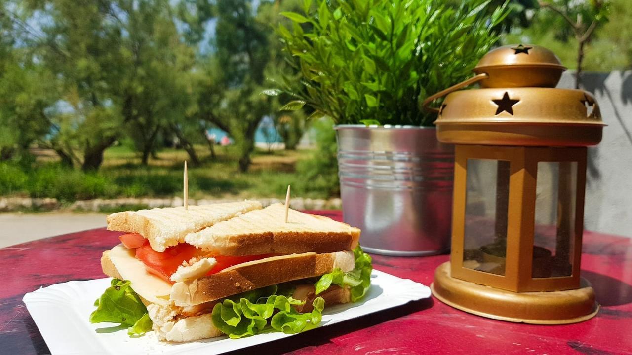 Studio Holiday Adriatic Паг Екстериор снимка